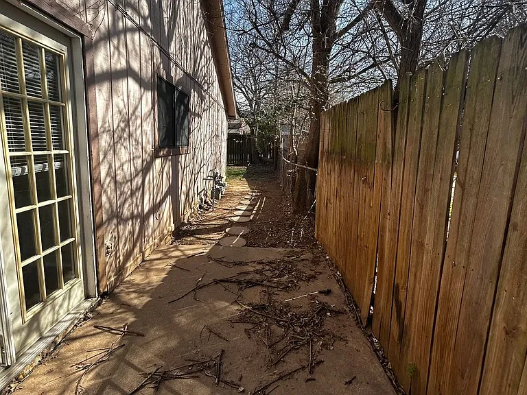 6603 Deatonhill Dr — Photo 27