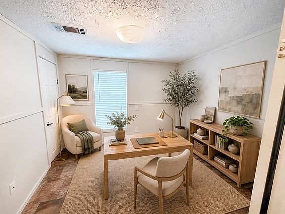 5th image of 508 3rd Ave NE #508