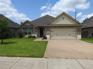 2622 Forest Oaks Dr, College Station, TX 77845