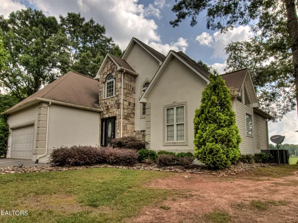 838 Pioneer Dr, Seymour, TN 37865