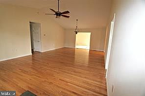 5th image of 200 Cedarwood Ct