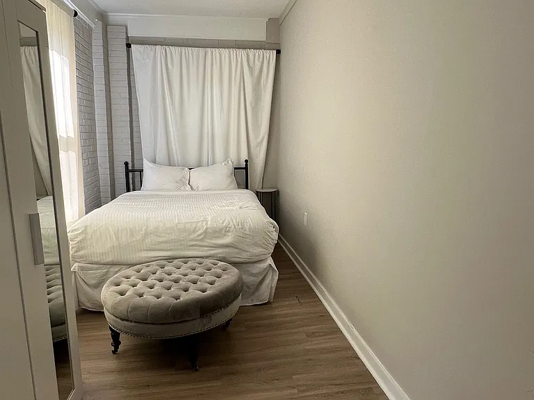 4003 Devine St #2 — Photo 6