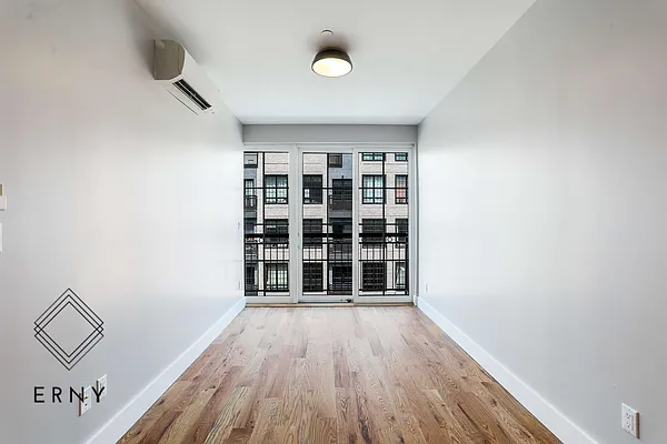 Rented by ERNY LLC | media 11