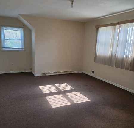 5th image of 147 S 21st Ave