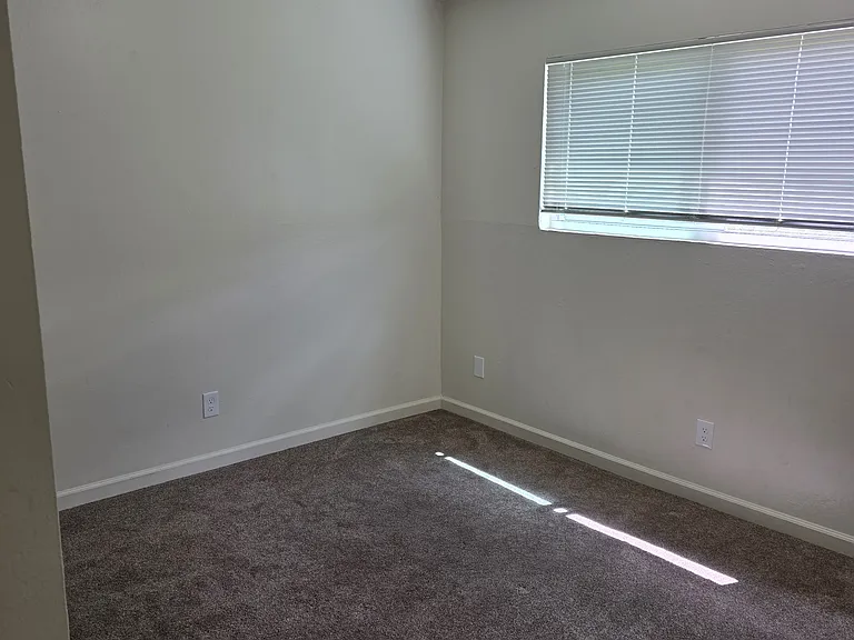 1277 Yulupa Ave #13 — Photo 13