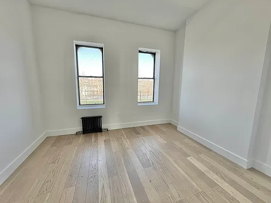 Rented by New Amsterdam Realty Group | media 4