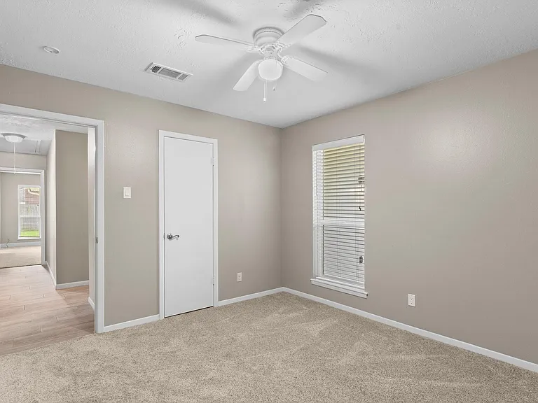 27234 Wells Ln — Photo 12