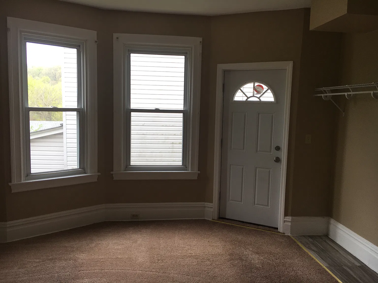 21 E Forest Ave — Photo 2
