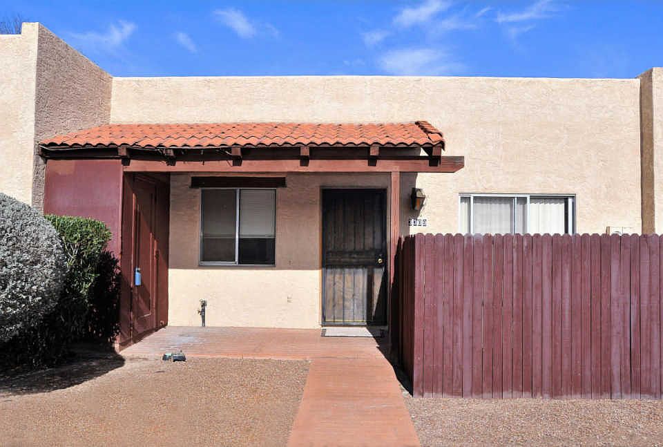 1st image of 3309 E Delma Dr