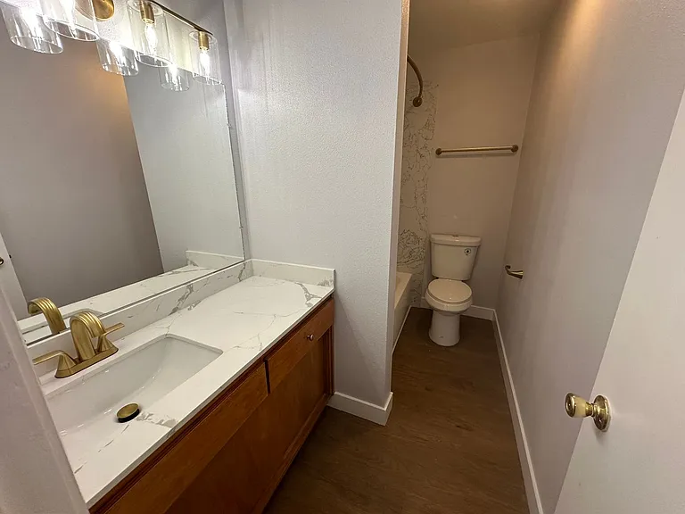 6 Commodore Dr #348 — Photo 16