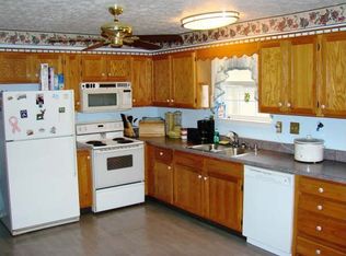 36090 Army Navy Dr, Mechanicsville, MD 20659