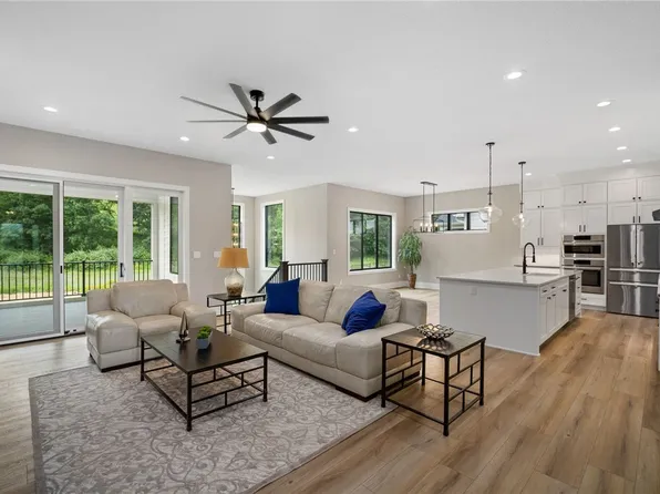 1021 Timber Valley Dr, Polk City, IA 50226