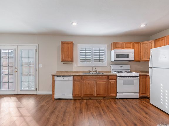 2nd image of 5323 W Avenue L8 #1