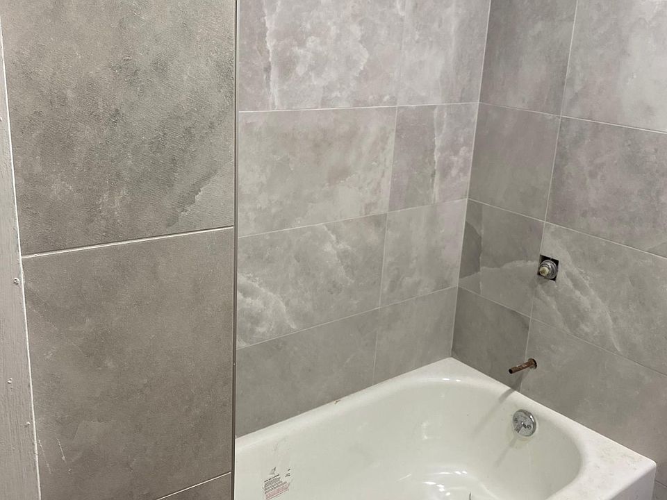 2nd image of 179 Bay 19th St #1