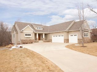 1730 Blackberry Cir, Sartell, MN 56377
