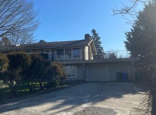 8738 SE Owen Dr, Happy Valley, OR 97086