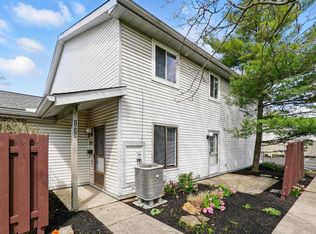 1038 E Crescentville Rd, Cincinnati, OH 45246