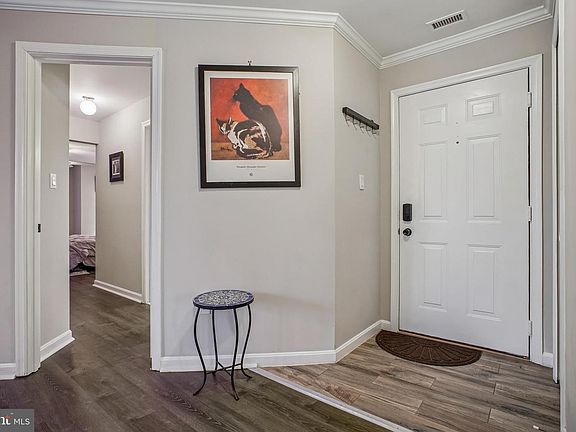 3rd image of 20585 Snowshoe Sq Unit 201