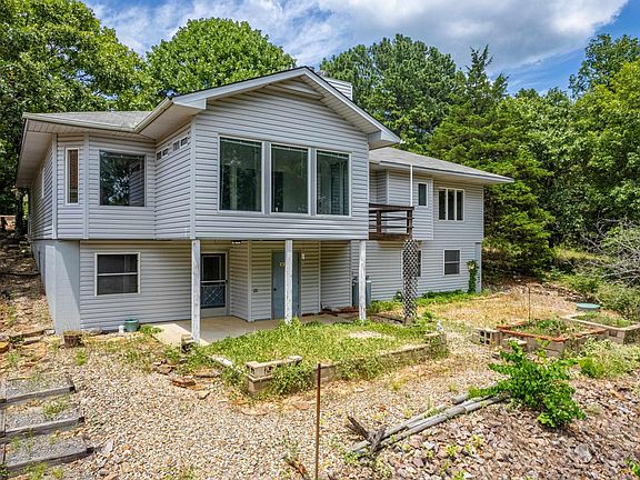 2nd image of 139 Castano Dr