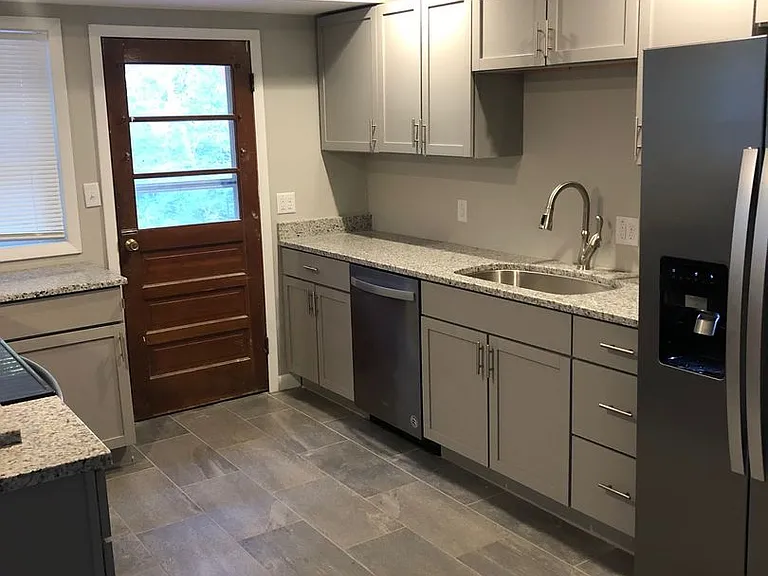 1235 E Matlock Rd — Photo 19