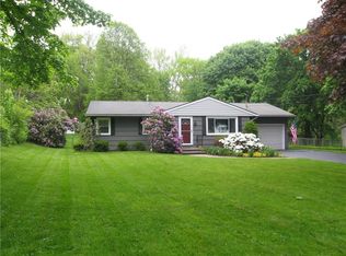 1 Francis Dr, Penfield, NY 14526
