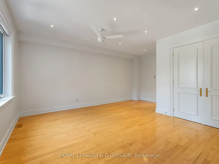 6 Huntley St — Photo 20
