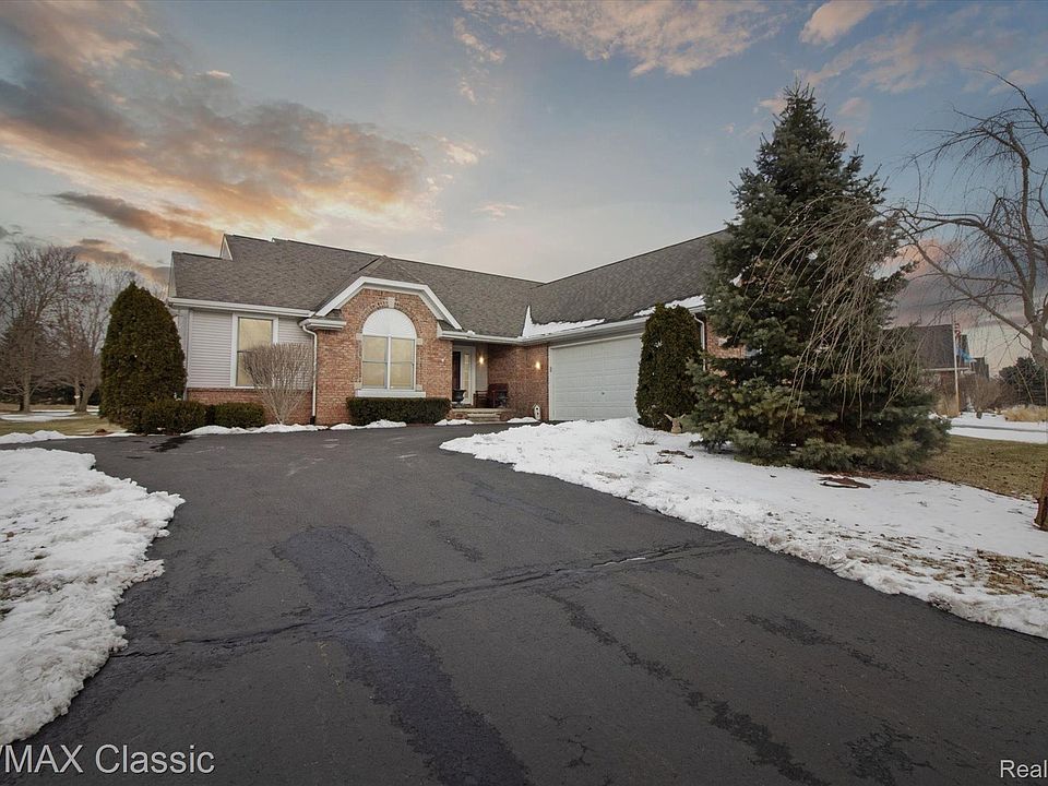 1st image of 29408 Emelbe Dr