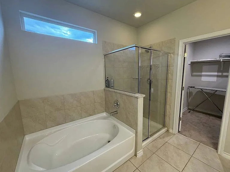 340 Mary Max Cir — Photo 15