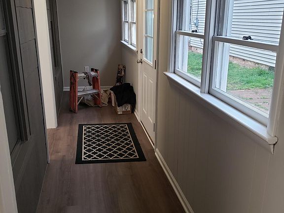 Side entrance enclosed porch
