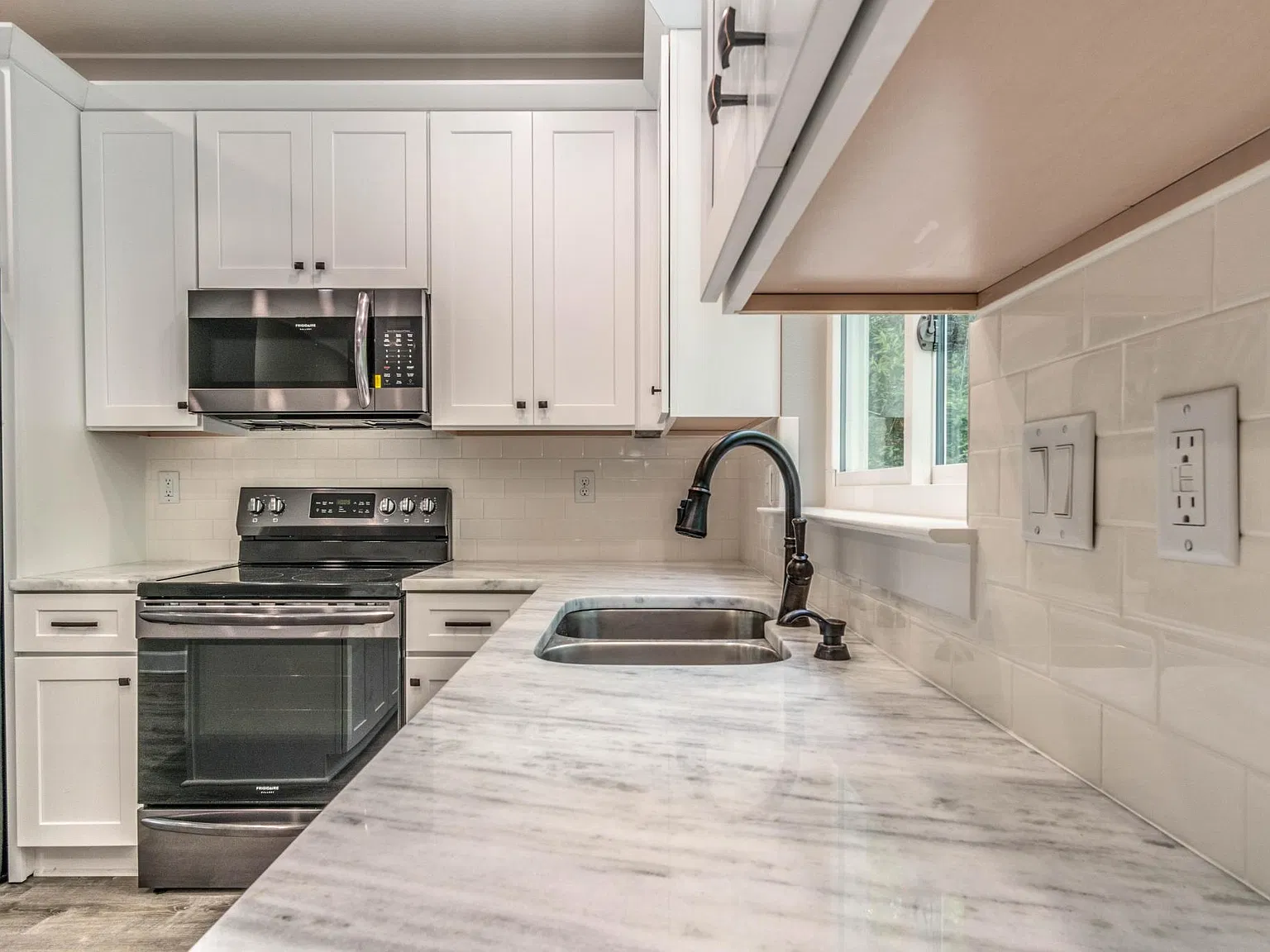 205 Walton Ave — Photo 4