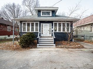 360 Richert Ct, Elgin, IL 60120