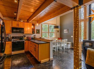 1021 Johnsons Circle, Carrabassett Valley, ME 04947