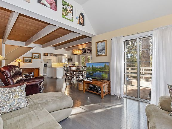 5th image of 27313 Pinewood Dr