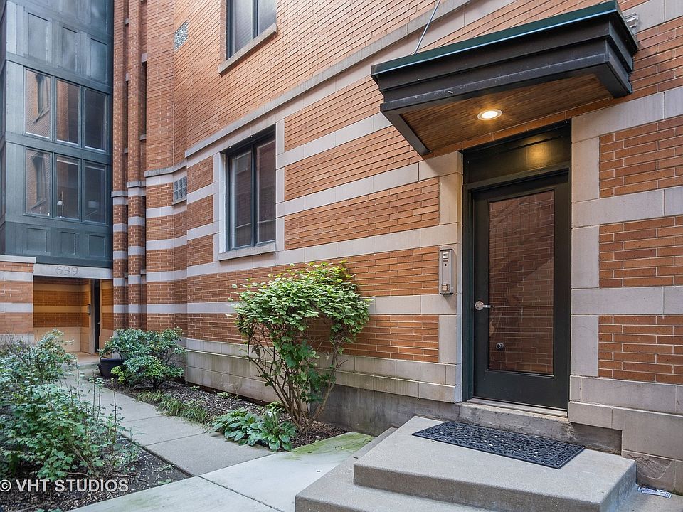 1st image of 639 W Melrose St APT 3N
