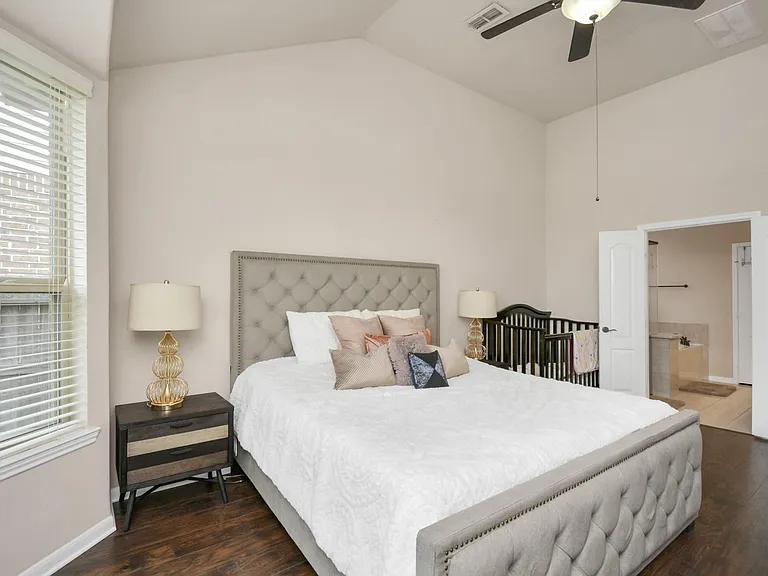 17510 Woodfalls Ln — Photo 19