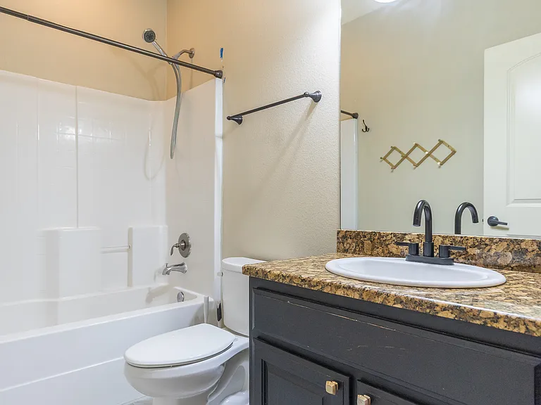 1341 Briar Cliff Path — Photo 4