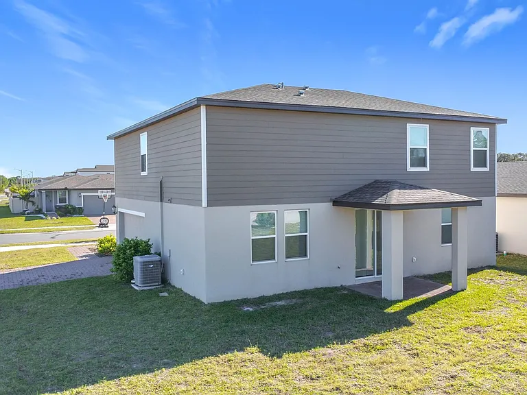 5251 Meredrew Ln — Photo 47