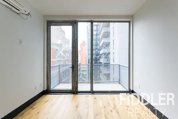 Rented by The KCI Group | media 21