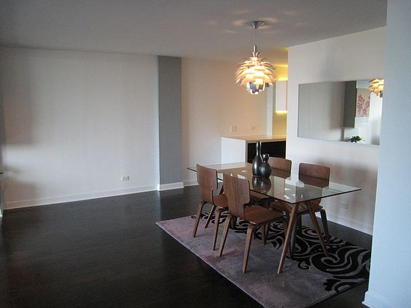 5th image of 2400 N Lakeview Ave APT 2906