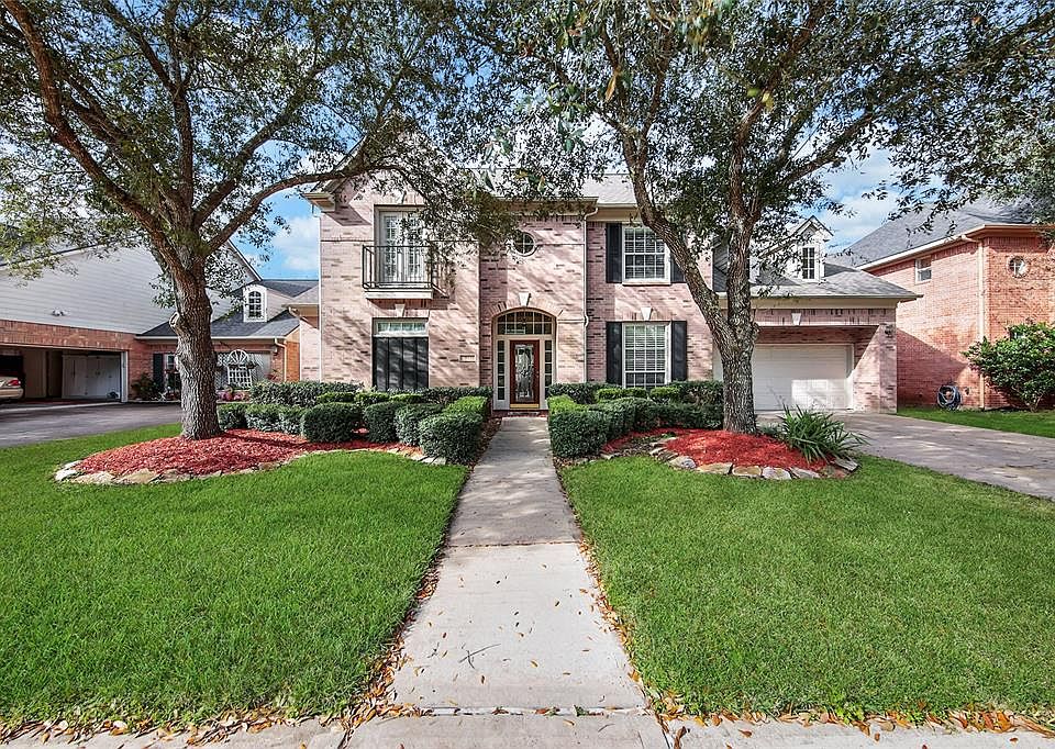 1st image of 4114 Oak Forest Dr