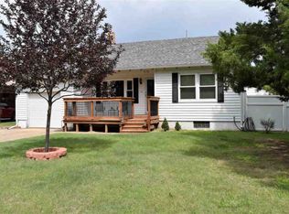 210 N School St, Ness City, KS 67560