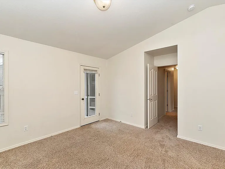 4245 S Danridge Ave — Photo 24