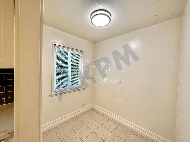 1234 W Harding Way — Photo 14