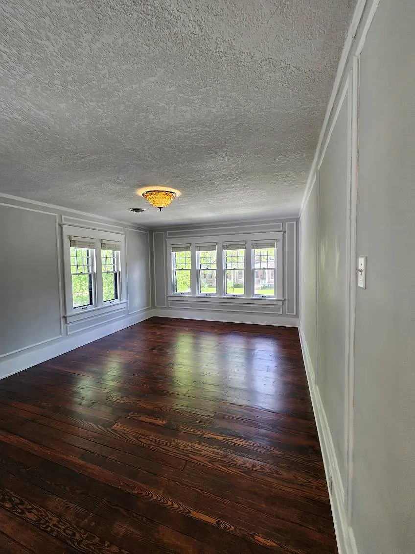 Building Photo - 821 Nelson St #B