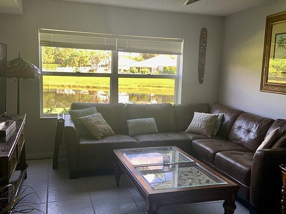 4th image of 2825 SW Lakemont Pl