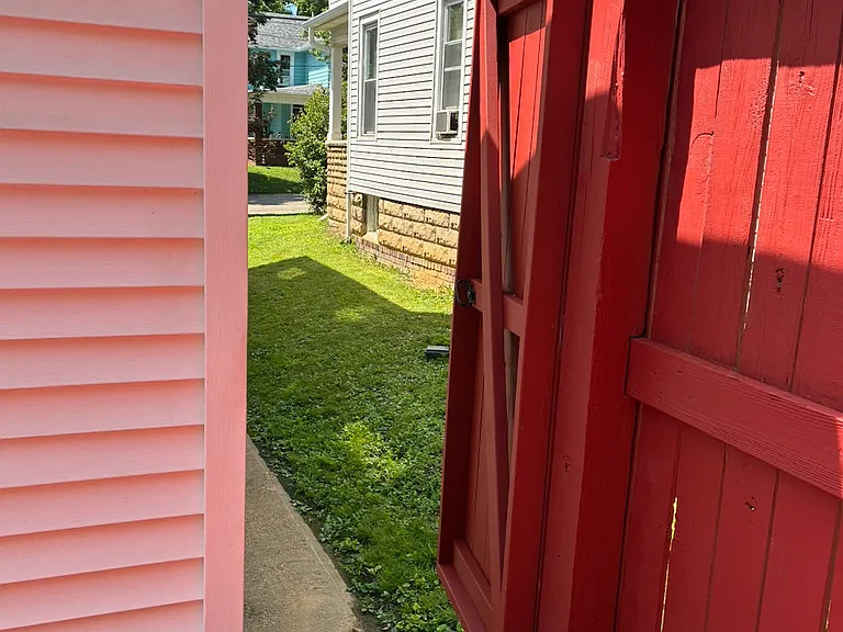 54 Morris Ave — Photo 27