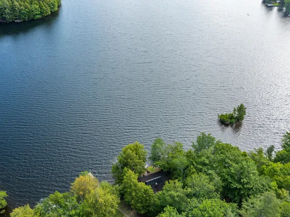 29 Northfork Lane, West Gardiner, ME 04345