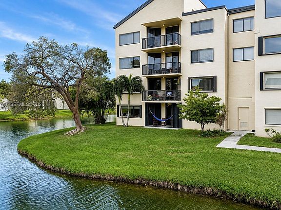 3rd image of 6701 SW 116th Ct APT 103