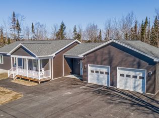 111 Richard Rd, Sidney, ME 04330