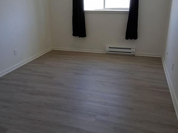 2nd image of 229 S Garfield Ave #1